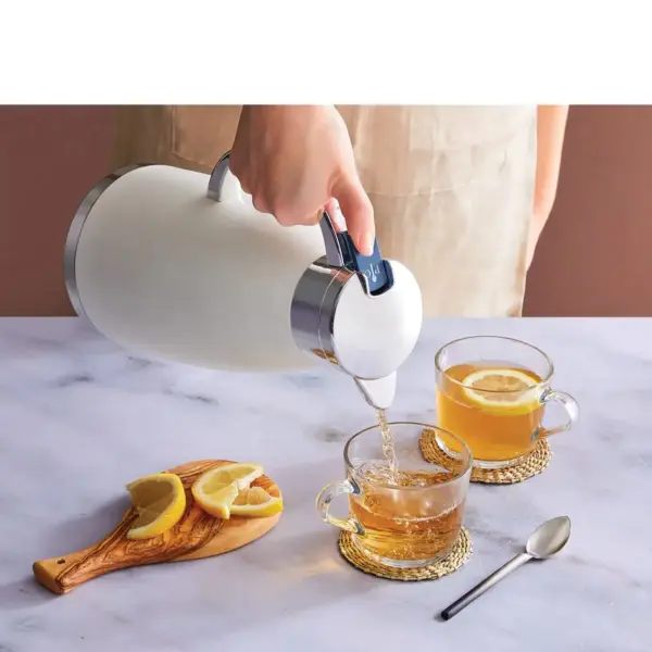 Isolierte Thermoskanne von Pampered Chef